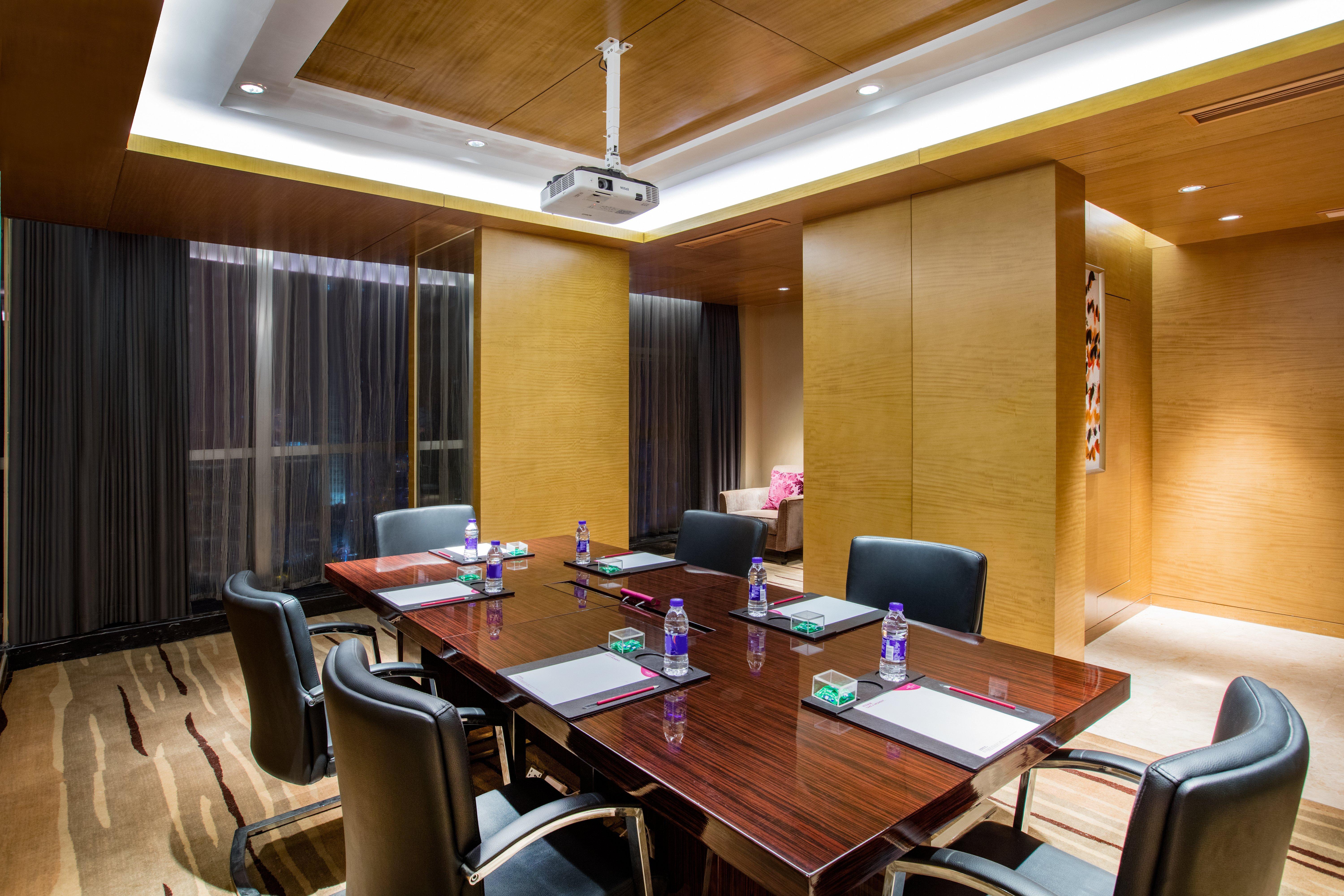 Expo Center Hotel - Free Shuttle Bus & Late Check-Out Yiwu  Exterior photo